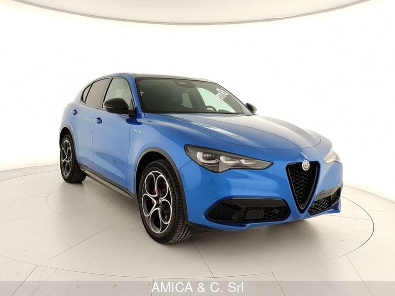 Acquista online Alfa Romeo Stelvio