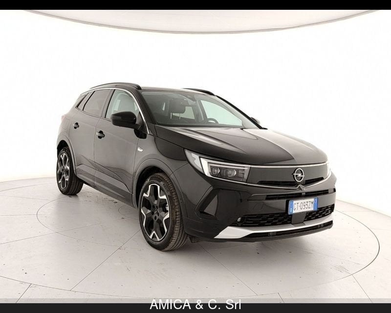 Acquista online Opel Grandland