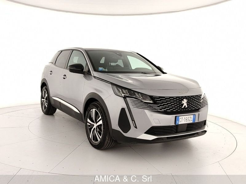 Acquista online Peugeot 3008