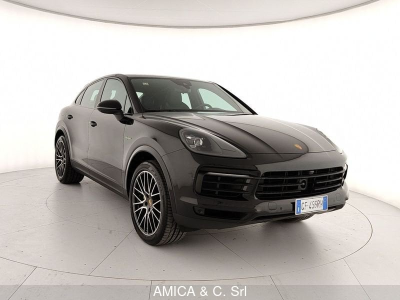 Acquista online Porsche Cayenne Coupè