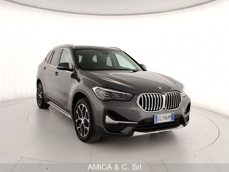 Acquista online BMW X1